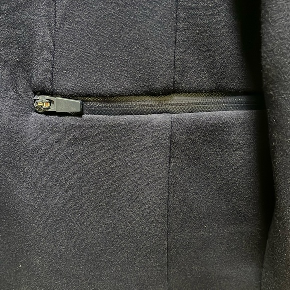 Lane Bryant Navy Blazer Size 18 - Picture 3 of 9